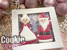 Load image into Gallery viewer, Mr &amp; Mrs Claus - Tall
